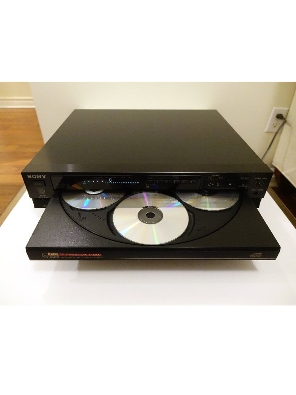 Sony CDP-C50 5 Disc CD Changer DIGITAL Automatic Disc Loading System